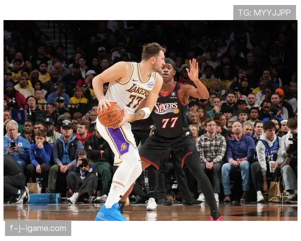 明星球员私生活大起底：球场之外的隐秘日常引关注