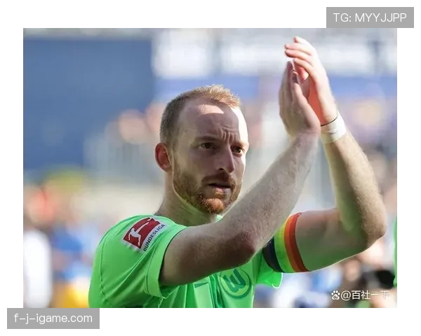 沃尔夫斯堡点球英雄闪耀赛场，关键时刻挺身而出助球队逆转取胜