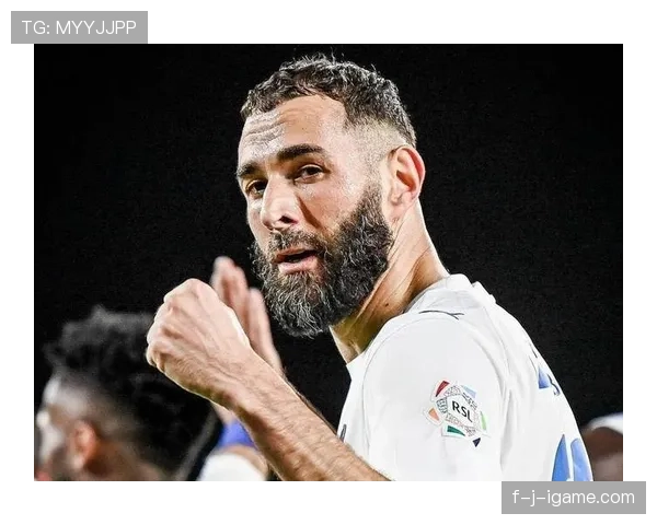 本泽马展现多样射门技巧，球队状态回暖迎来关键胜利