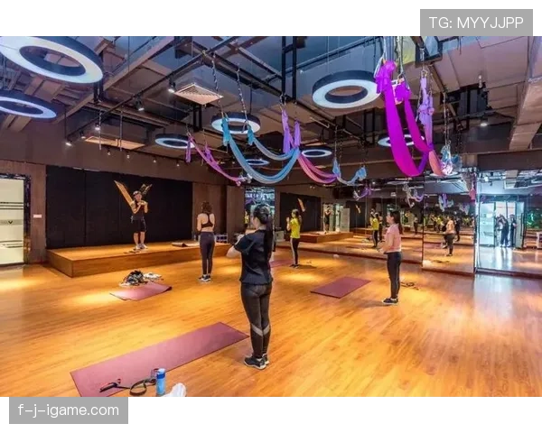 李宗伟的豪宅里居然藏着这么多运动员都买不起的私人健身房？这生活真对不上普通人感觉！