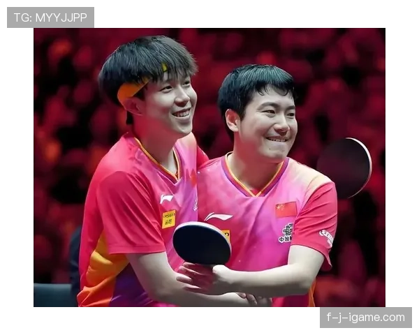 王楚钦一露面，穿得比我整个月工资还讲究，我这社畜脸都绿了